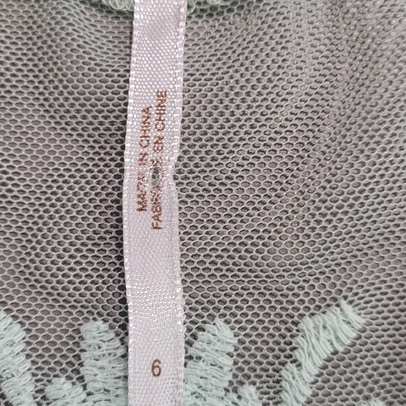 Free People Lace Overlay Mini Slip Dress Size 6 V Neck Green Empire Waist - Picture 11 of 11